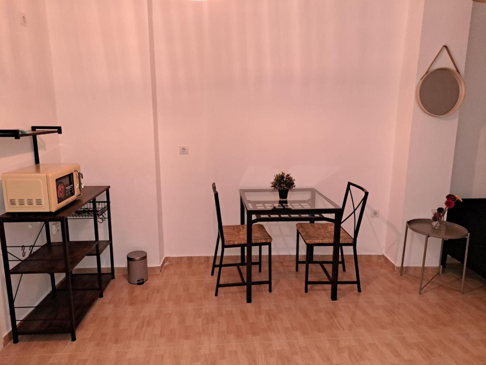 Liam Studio In Sevilla Centric, Seville